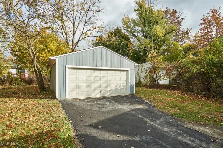 965 Whitby Road, Cleveland Heights, OH 44112 - Image #2