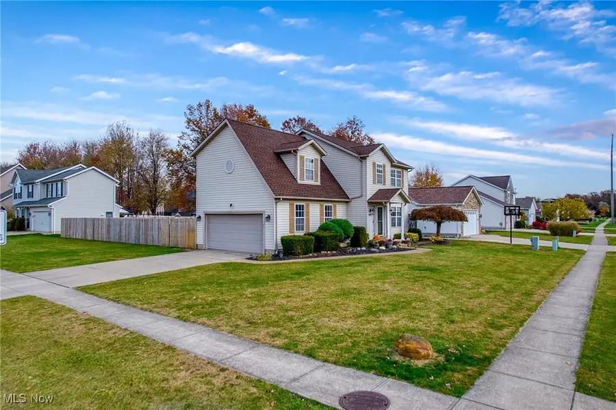 402 Song Bird Street, Elyria, OH 44035 - Image #3