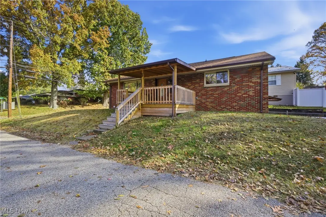 2706 12th Avenue, Vienna, WV 26105 - Image #1