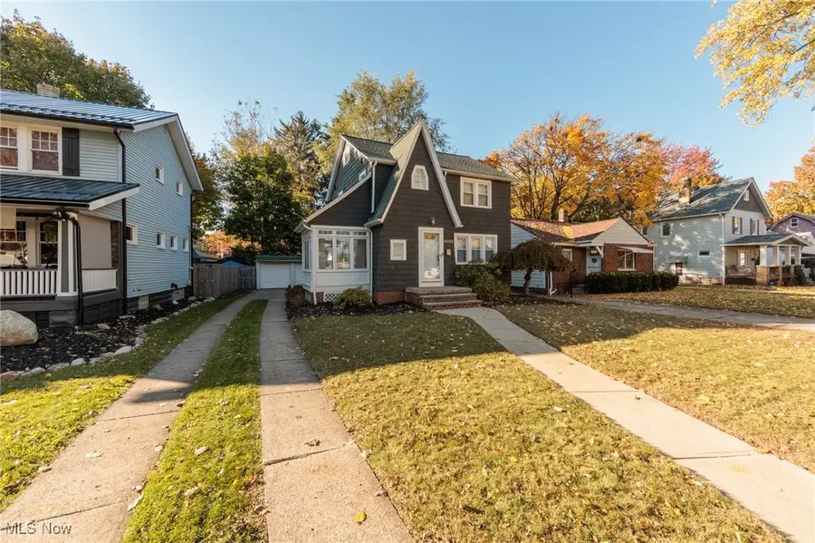 4352 W 211th Street, Fairview Park, OH 44126 - Image #2