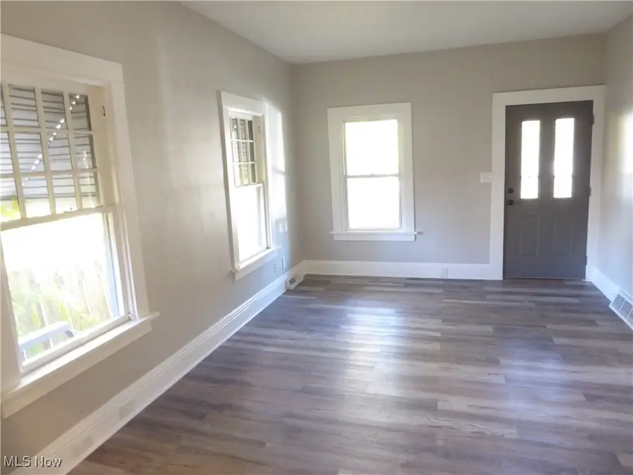 3712 W 103rd Street, Cleveland, OH 44111 - Image #2