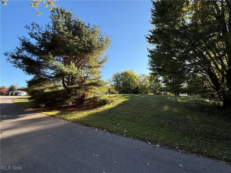 Hillcrest Court, Conneaut, OH 44030 - Image #3