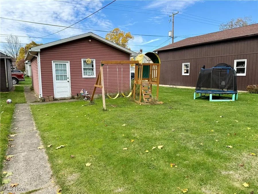 724 N Dawson Street, Uhrichsville, OH 44683 - Image #2