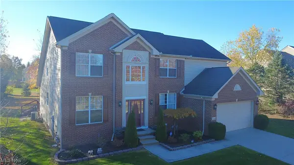 3082 Willowbrook Drive, Aurora, OH 44202