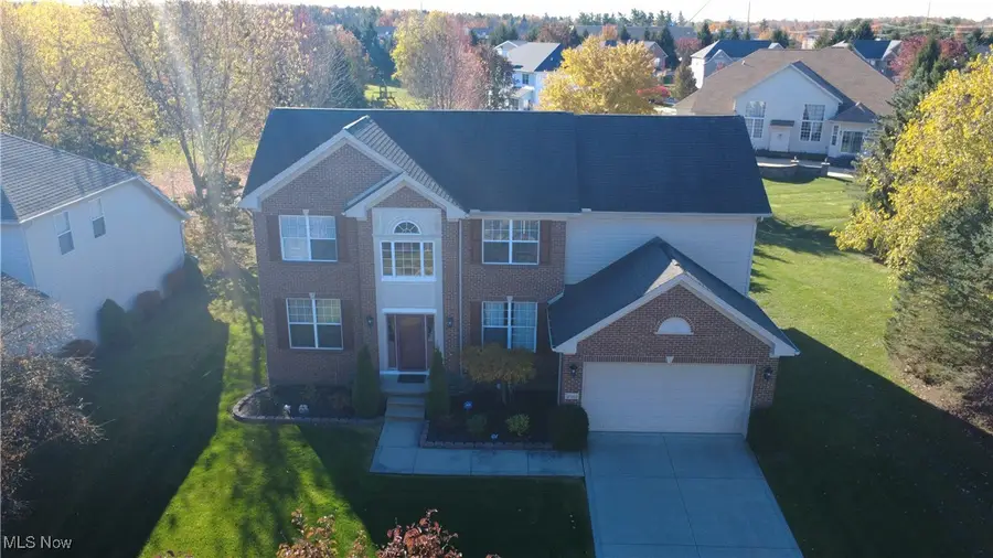 3082 Willowbrook Drive, Aurora, OH 44202 - Image #2