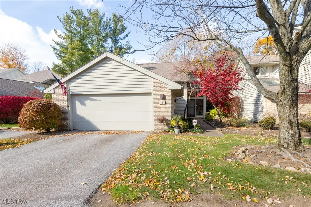 5 Hampshire Court, Beachwood, OH 44122 - Image #1