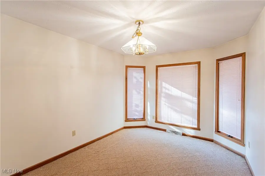 8937 Inverrary Se Drive, Warren, OH 44484 - Image #3