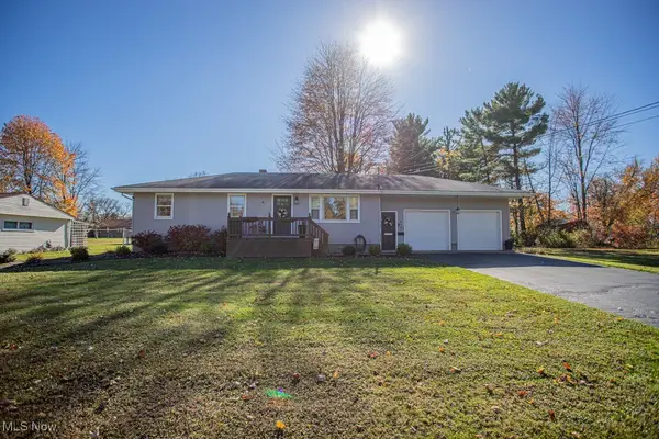 3389 Bon Air Nw, Warren, OH 44485