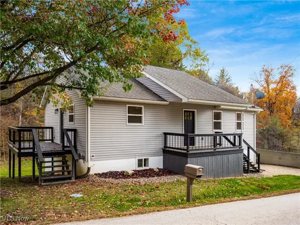 2425 S Pleasant Grove Road, Zanesville, OH 43701