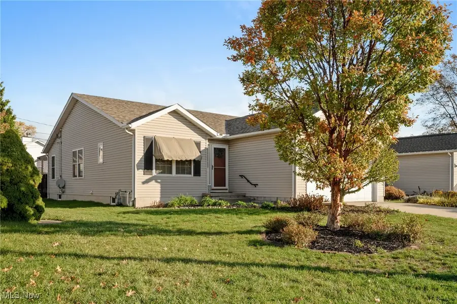 2033 Maitland, Cuyahoga Falls, OH 44223 - Image #2