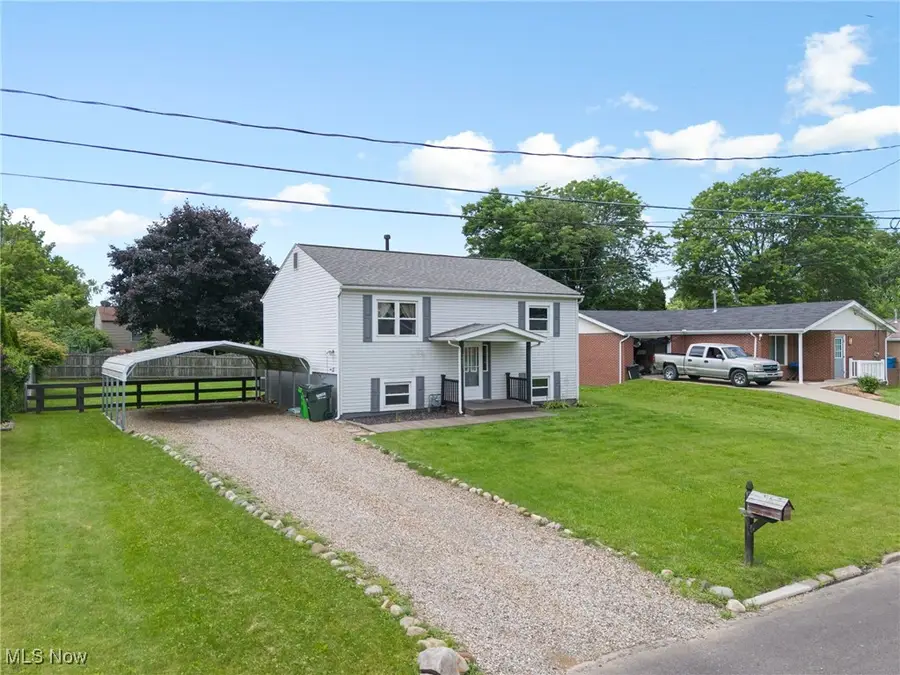 2201 Cambridge Se Avenue, Massillon, OH 44646 - Image #2