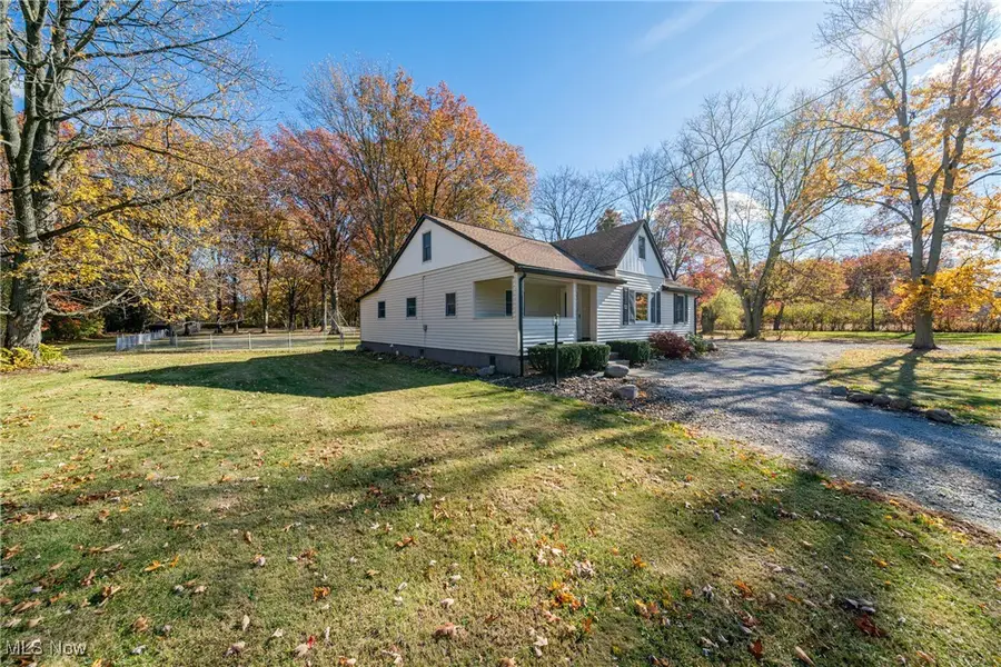 7097 Stearns Road, Olmsted Township, OH 44138 - Image #2