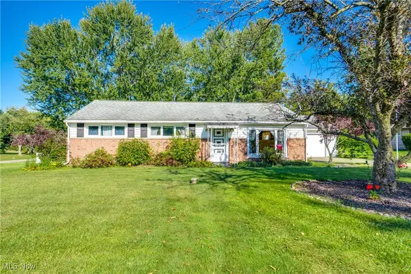 9244 Lakeside Drive, Streetsboro, OH 44241