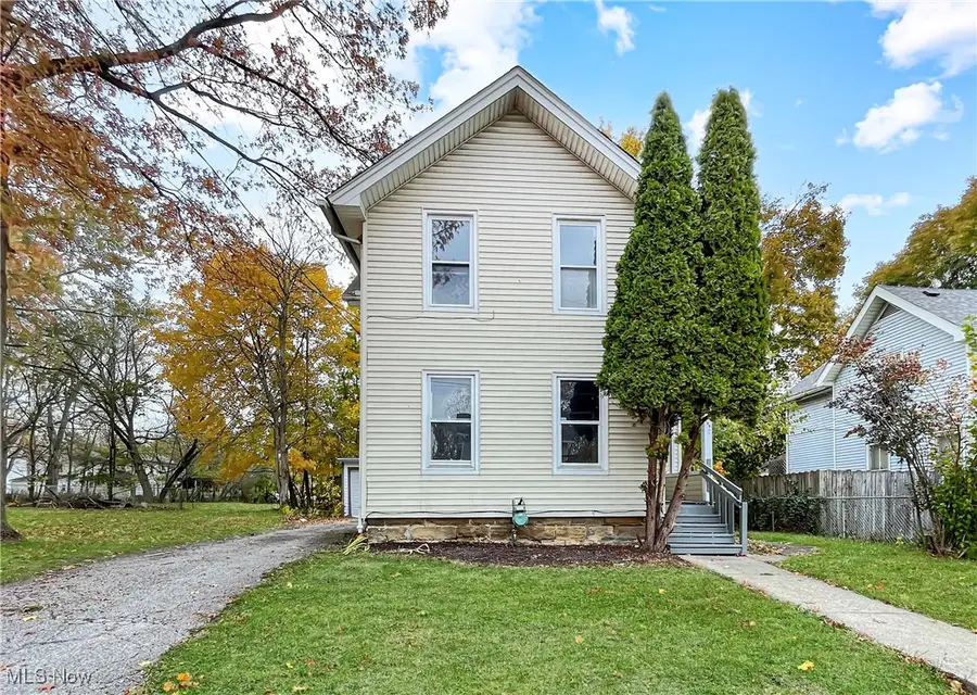 213 Gates Avenue, Elyria, OH 44035 - Image #2