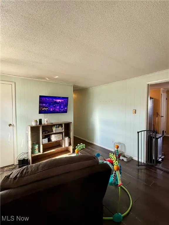 522 Center Street, Newcomerstown, OH 43832 - Image #3