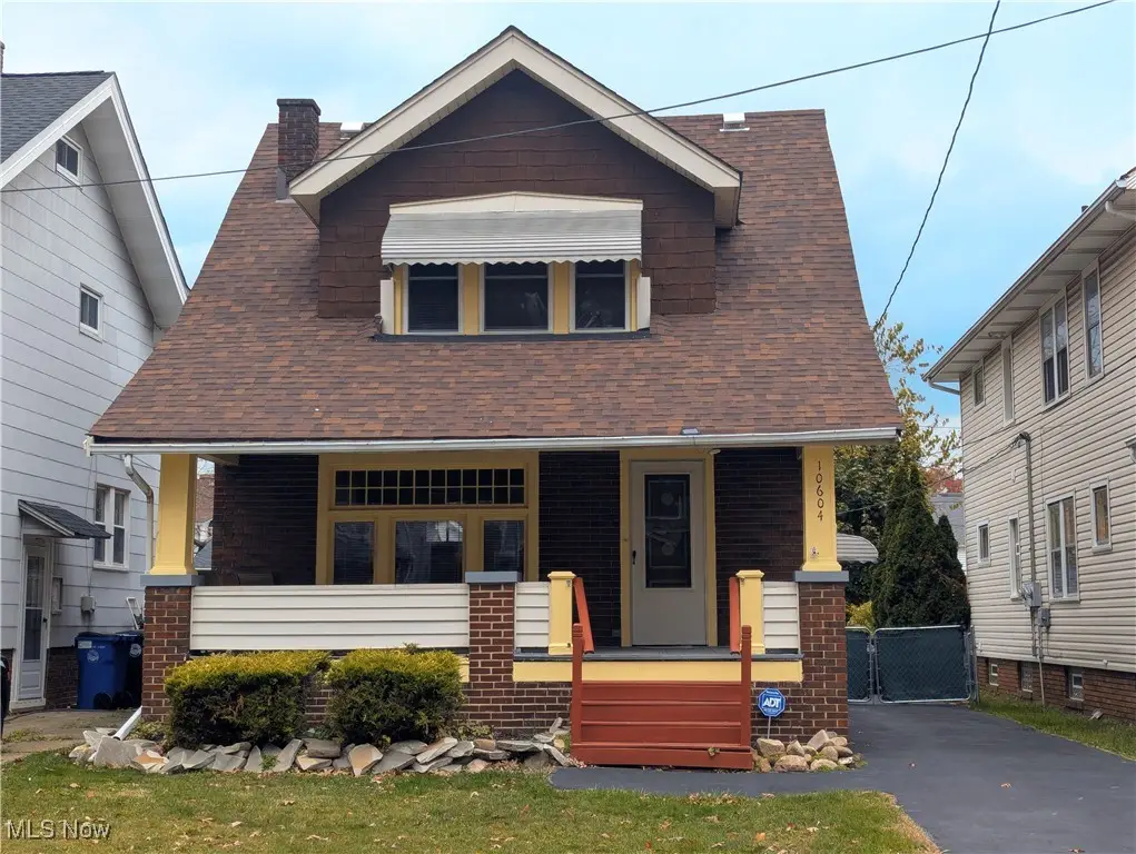 10604 Saint Mark Avenue, Cleveland, OH 44111 - Image #1
