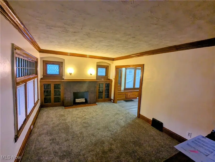 10604 Saint Mark Avenue, Cleveland, OH 44111 - Image #3