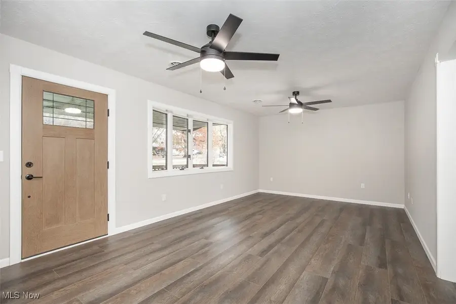 5540 Virginia Drive, Amherst, OH 44001 - Image #3