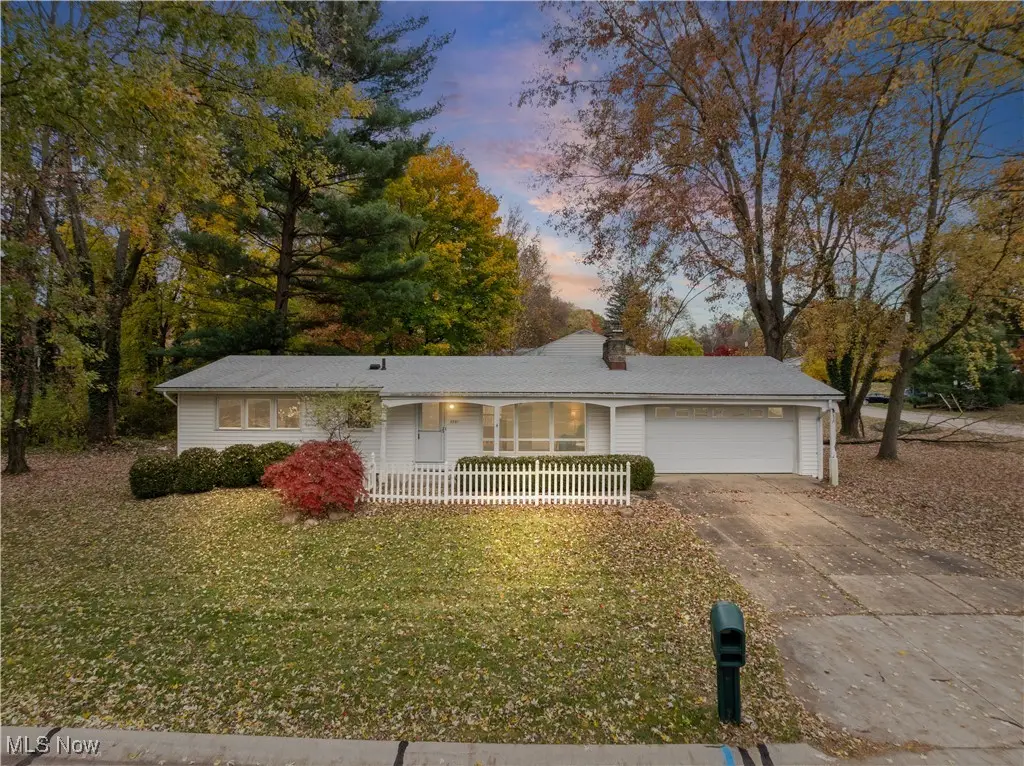 3081 Bancroft Road, Fairlawn, OH 44333 - Image #1