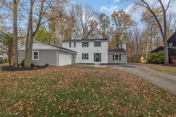 167 Glenview Drive, Avon Lake, OH 44012