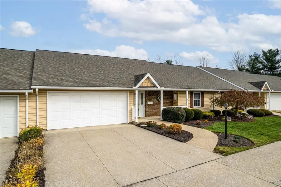 223 Park Place Drive, Wadsworth, OH 44281 - Image #2