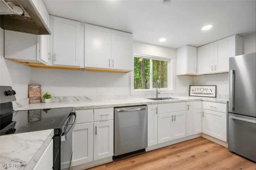 427 Kathleen Street, Akron, OH 44303 - Image #3