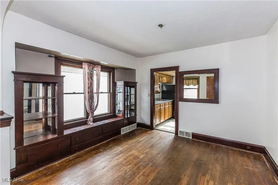 3819 Stickney Avenue, Cleveland, OH 44109 - Image #2