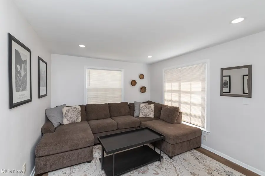 8018 Pinegrove Avenue, Parma, OH 44129 - Image #3