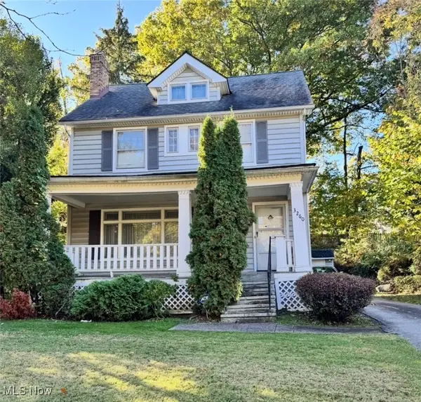 3260 Meadowbrook Boulevard, Cleveland Heights, OH 44118