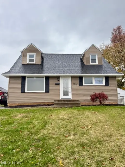 1609 35th Ne Street, Canton, OH 44714