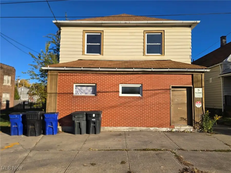 6511 Lansing Avenue, Cleveland, OH 44105 - Image #2