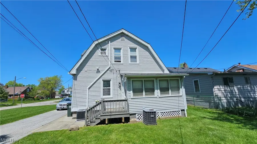 19326 Tyronne Avenue, Euclid, OH 44119 - Image #3