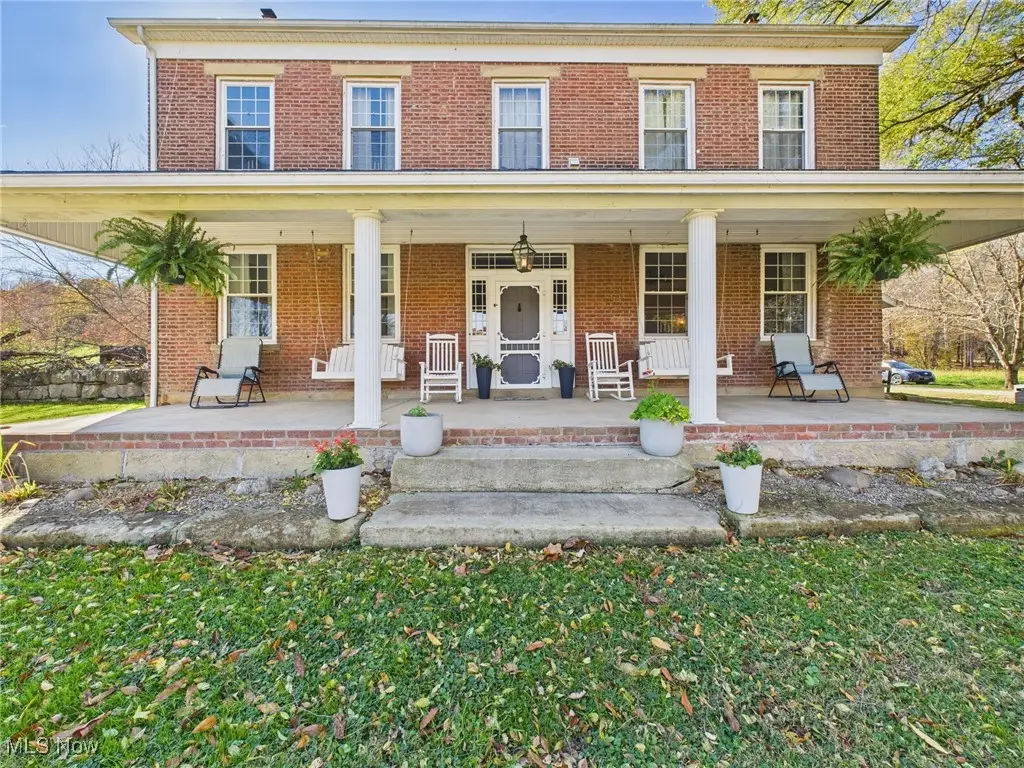 15630 Emerson Avenue, Waverly, WV 26184 - Image #1