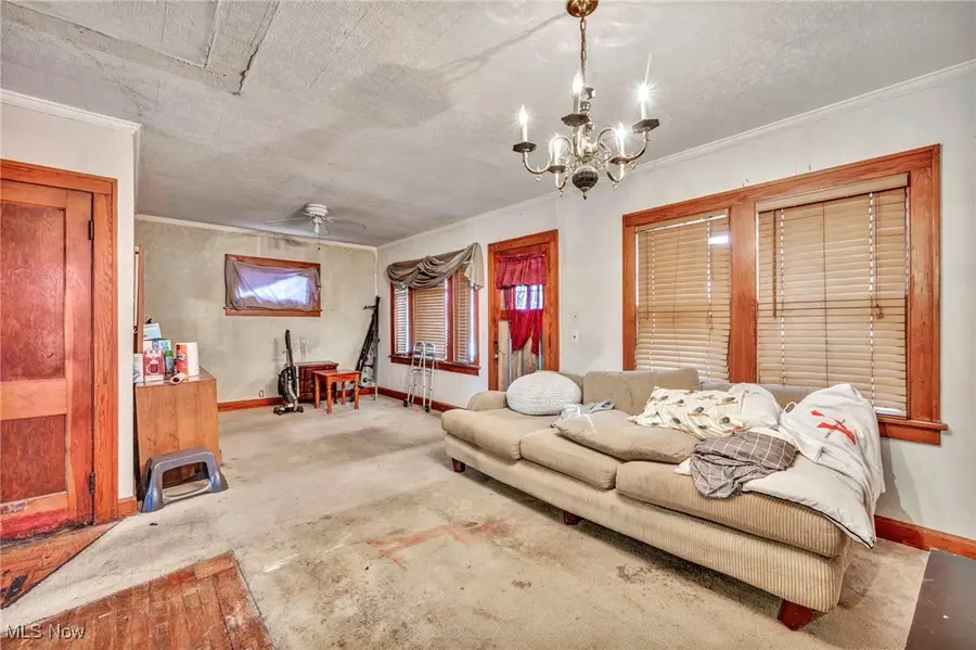 20663 Woodstock Avenue, Fairview Park, OH 44126 - Image #2