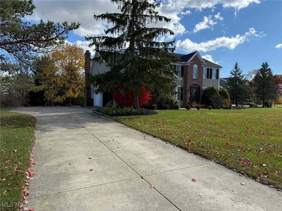 251 Kingston Drive, Aurora, OH 44202 - Image #2