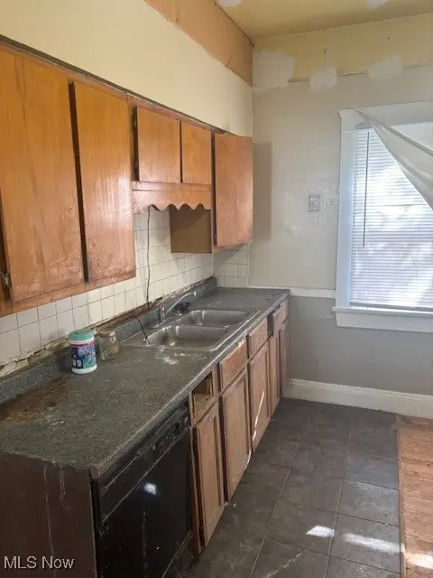 3037 E 125th Street, Cleveland, OH 44120 - Image #3