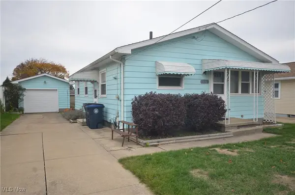 636 Woodstock Road, Akron, OH 44312