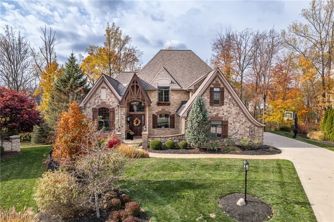 14298 Calderdale Lane, Strongsville, OH 44136 - Image #1