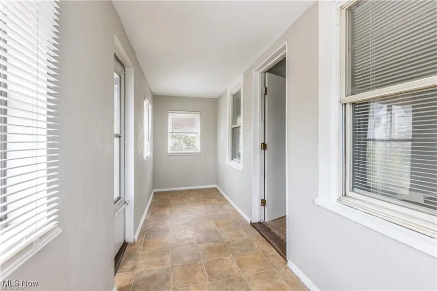 7116 Deveny Avenue, Cleveland, OH 44105 - Image #3
