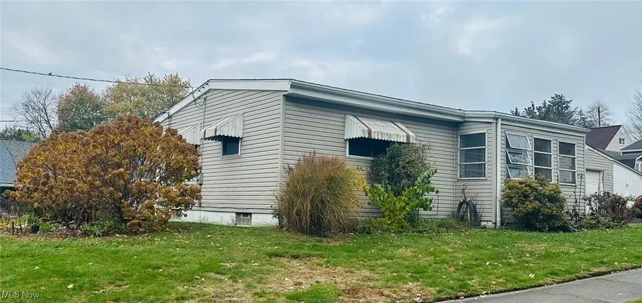 2912 Clearfield Avenue, Akron, OH 44314 - Image #2