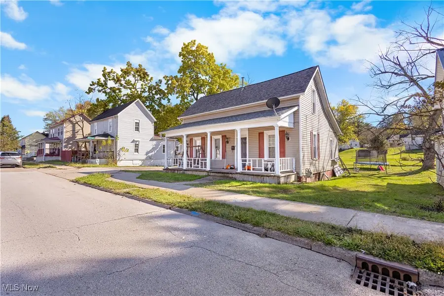 516 Jefferson Avenue, Cambridge, OH 43725 - Image #2