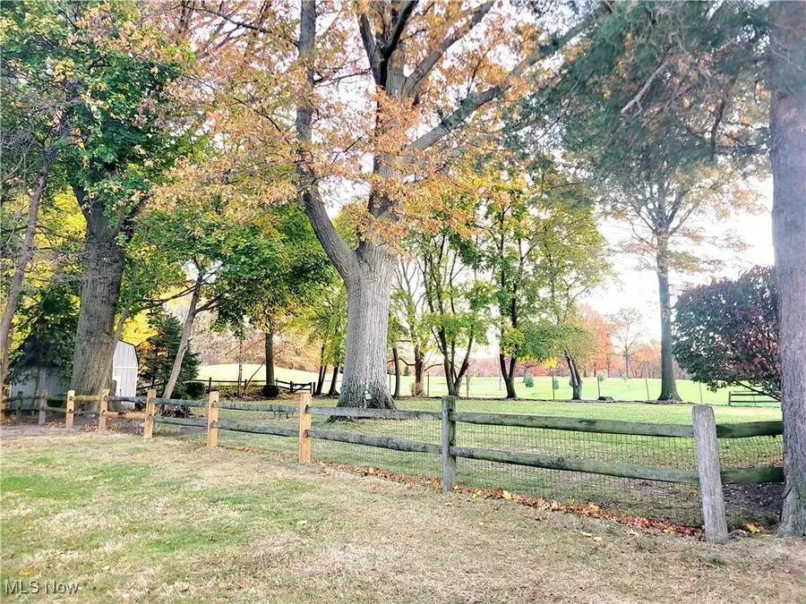 2135 Pine Ridge Drive, Wickliffe, OH 44092 - Image #2