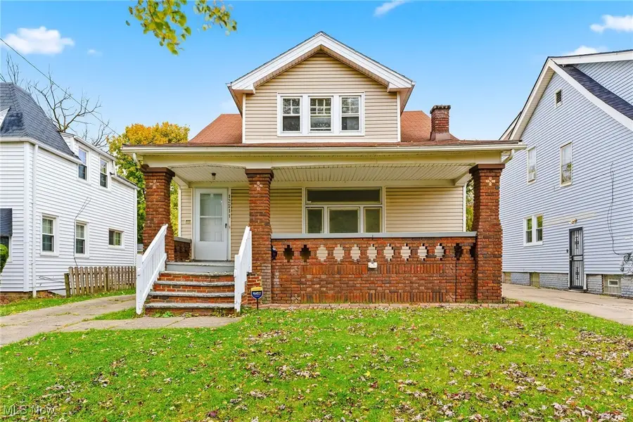 13211 Rexwood Avenue, Garfield Heights, OH 44105 - Image #2