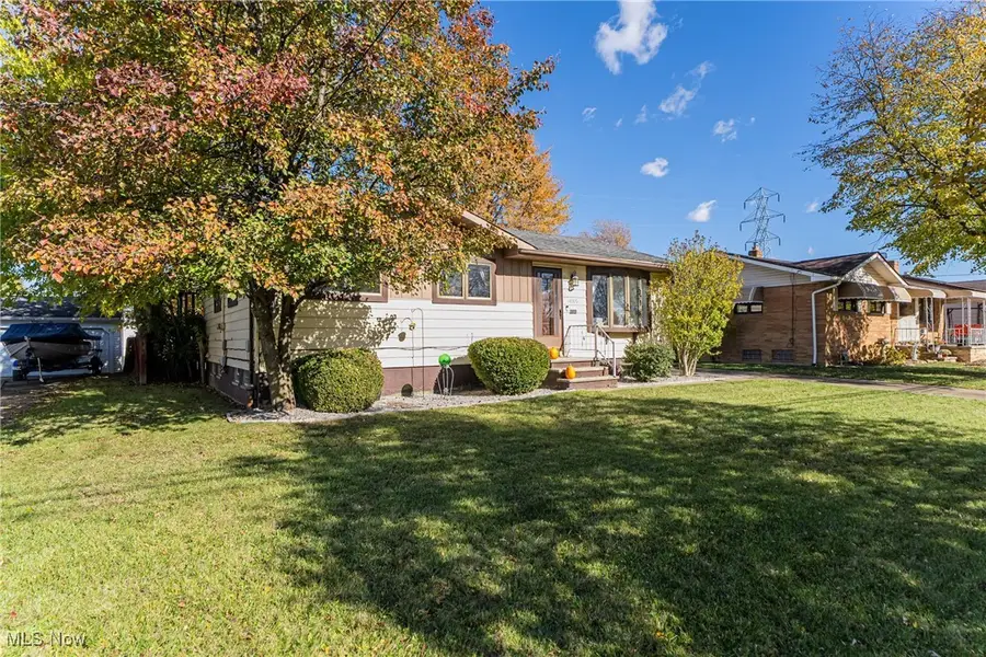 16320 Cynthia Drive, Brook Park, OH 44142 - Image #2