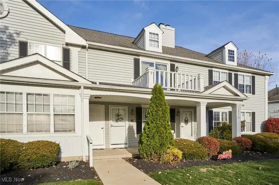 23514 Grist Mill Court, Olmsted Falls, OH 44138 - Image #2