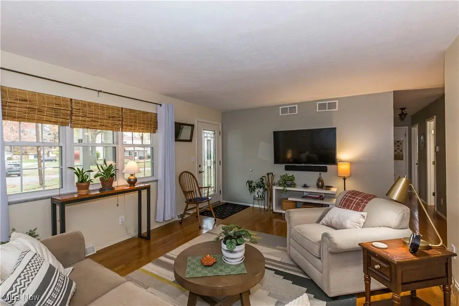 1736 Lafayette Circle, Stow, OH 44224 - Image #3