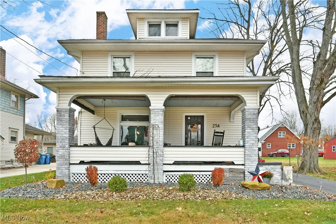 254 Christian Avenue, Hubbard, OH 44425 - Image #1