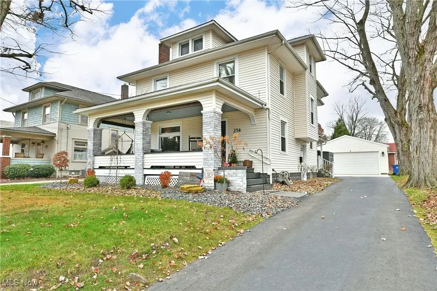 254 Christian Avenue, Hubbard, OH 44425 - Image #2