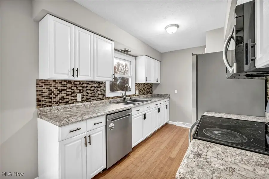 4086 Vandemark Road, Litchfield, OH 44253 - Image #3