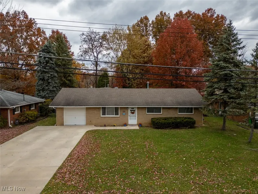 2215 Lynnwood Drive, Stow, OH 44224 - Image #2
